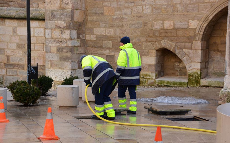 tarif plombier débouchage canalisation Versailles